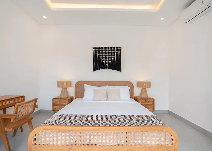 Cliffhouse Umalas Villa *